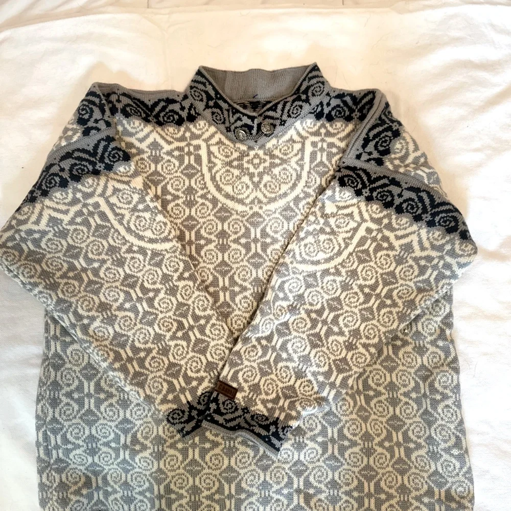 Dale of Norway Gray and Black Patterned Sweater - Picture 1 of 10